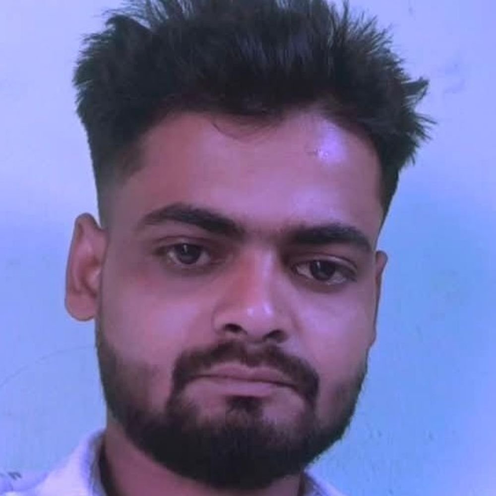 ड्रोन हमले के बाद देवरिया के दो युवक लापता:ओमान तट पर 11 भारतीय नाविकों में से 9 बचाए गए, दो दिन बाद भी नहीं मिला सुराग