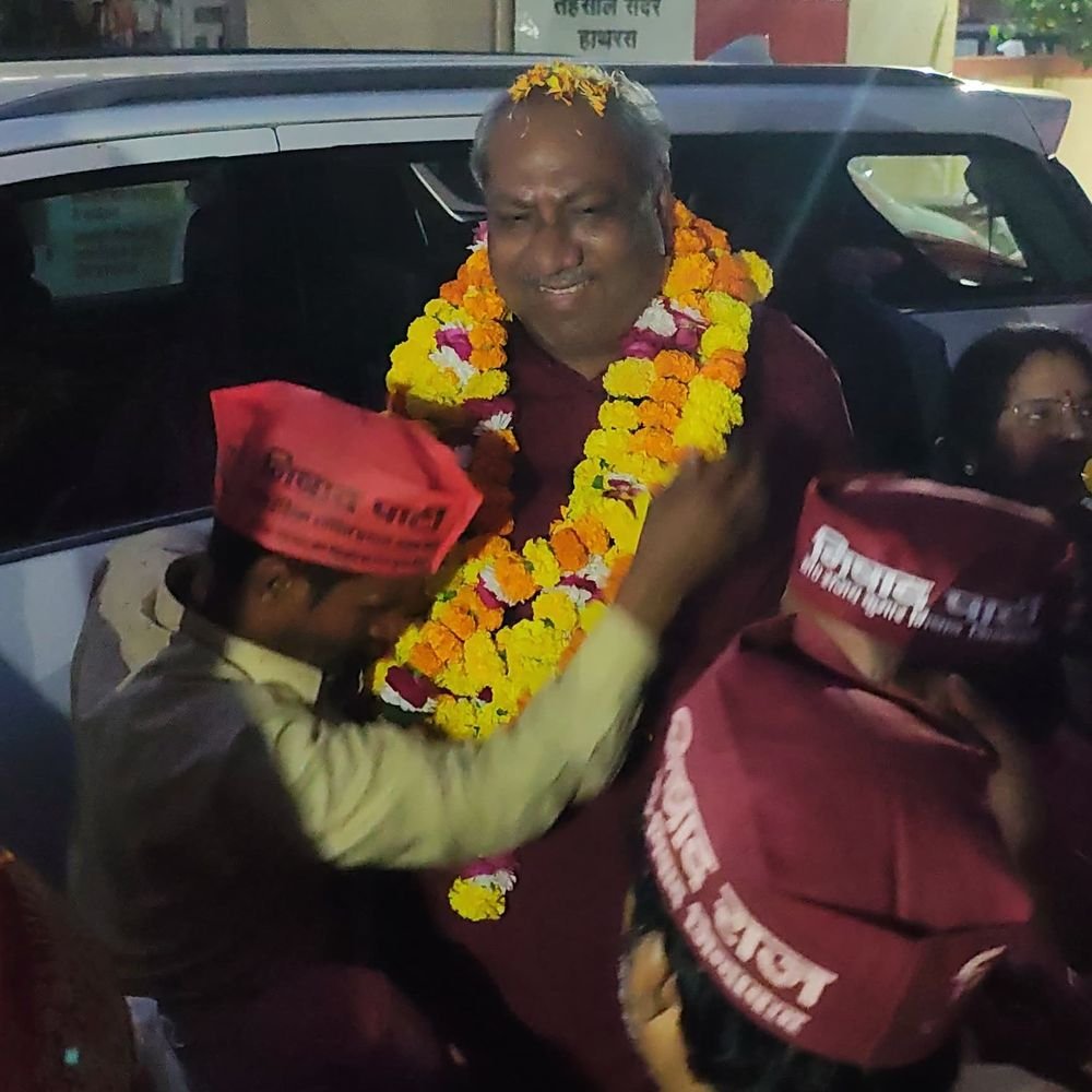 संजय निषाद बोले- दिल्ली आंदोलन को विदेशी फंडिंग मिल रही:हाथरस में कहा- चुनाव में भाजपा के साथ रहेगी पार्टी