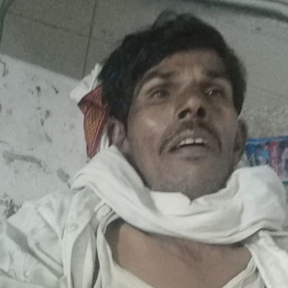कासगंज में ट्रैक्टर की टक्कर से पति की मौत:पत्नी घायल, भैंसोरा मछली मंडी के पास हुआ हादसा; चालक फरार
