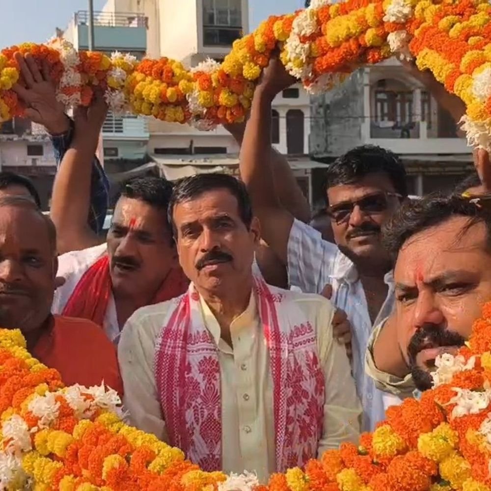 'मैंने भाजपा नहीं छोड़ी, मुझे पार्टी से भगाया गया':गोंडा के भाजपा नेता सपा में शामिल होने के लिए लखनऊ रवाना