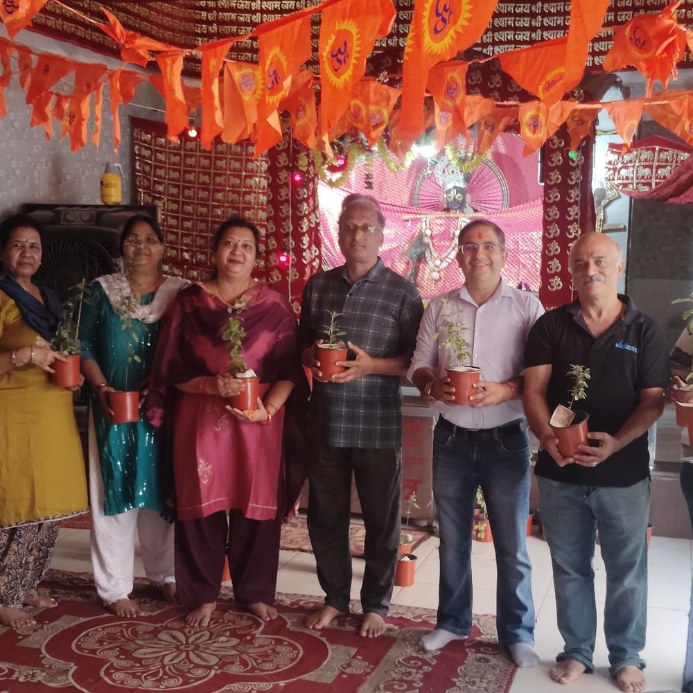 बुलंदशहर में स्वच्छता गौरव सम्मान:भारत विकास परिषद ने वितरित किए तुलसी के 51 पौधे