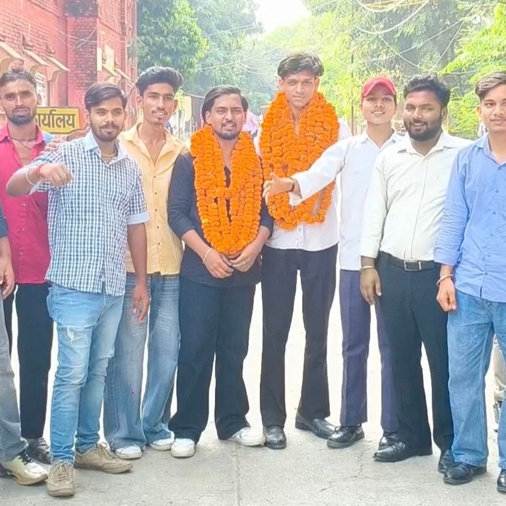 समाजवादी छात्र सभा ने बरेली कॉलेज में नई इकाई बनाई:लवजीत चौधरी अध्यक्ष, कृष्णा ठाकुर महासचिव बने; छात्रहितों के लिए करेंगे काम