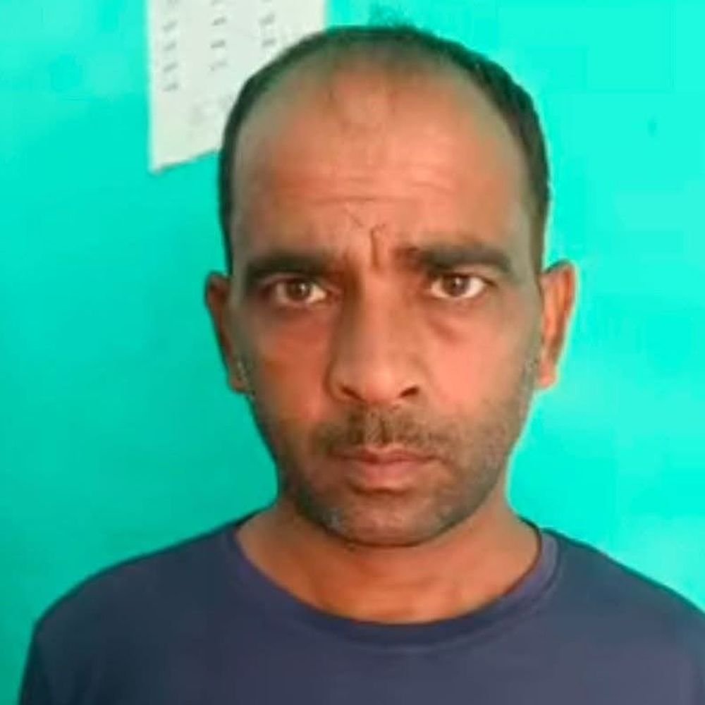 सहारनपुर में वजू करते समय नमाज़ी को आया हार्ट-अटैक:मस्जिद में अचानक पीछे गिरा, अस्पताल में तोड़ा दम, घटना CCTV में कैद