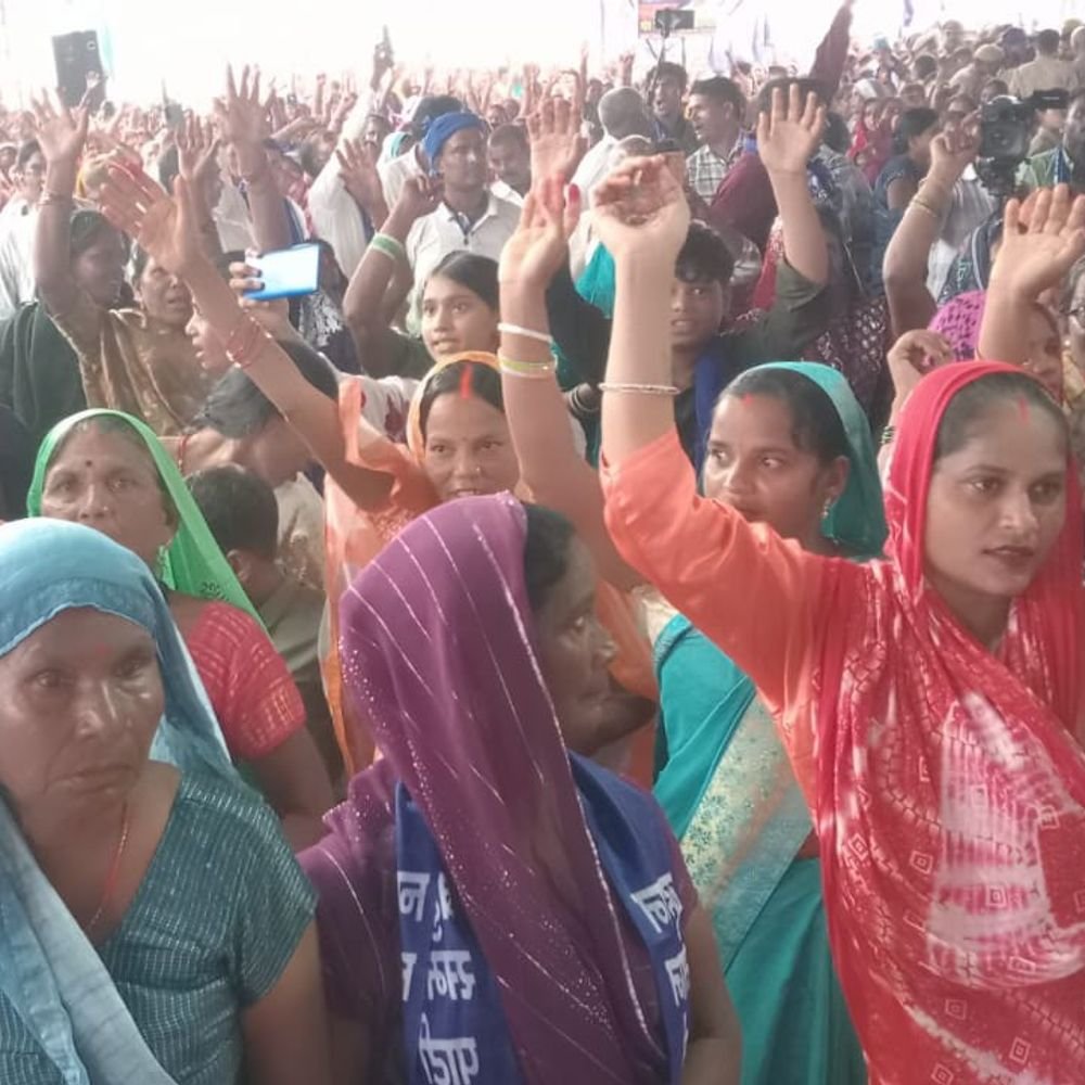 रुधौली में बसपा ने मोहम्मद खालिक को प्रत्याशी बनाया:मानिकचंद चौराहे पर हुए कार्यकर्ता सम्मेलन में घोषणा, कार्यकर्ताओं ने किया स्वागत