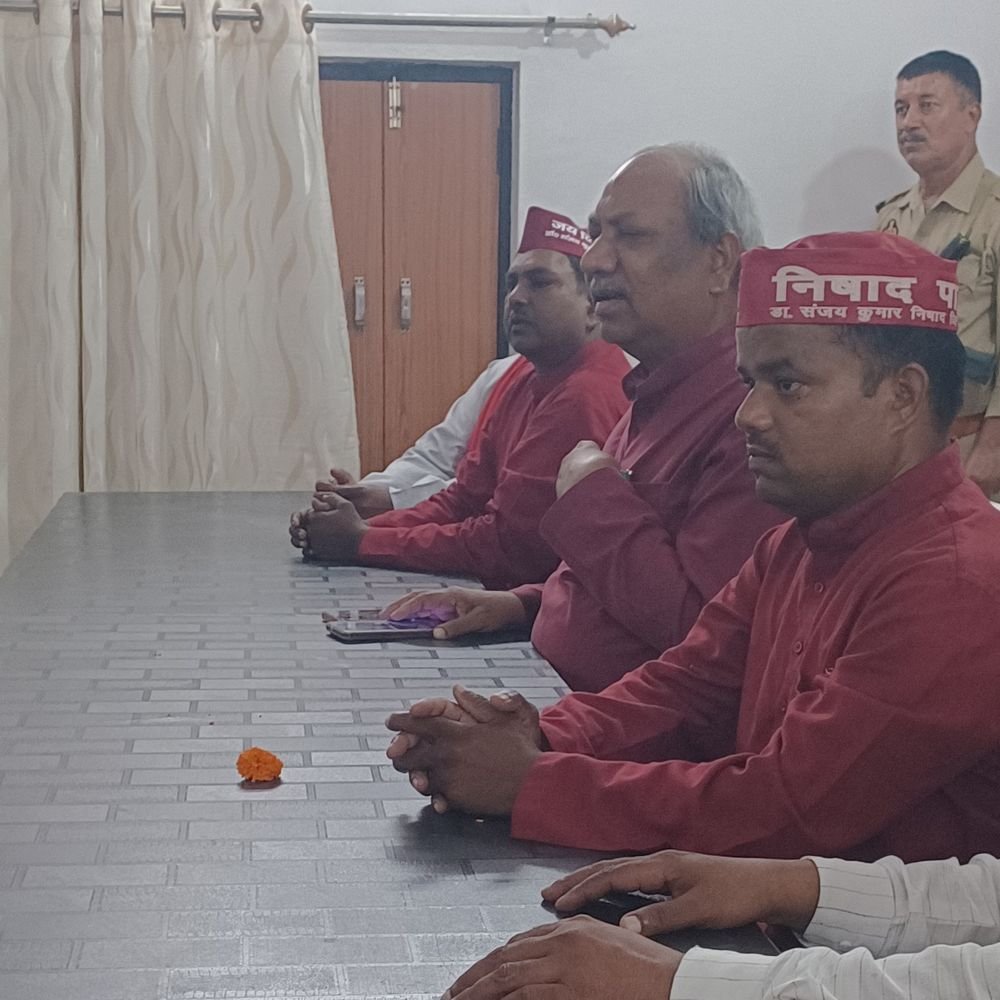 संजय निषाद बोले- यूपी में ओवैसी का असर नहीं होगा:भदोही में कहा- सपा विधायकों का BJP में स्वागत, दिल्ली में निषाद पार्टी करेगी महारैली
