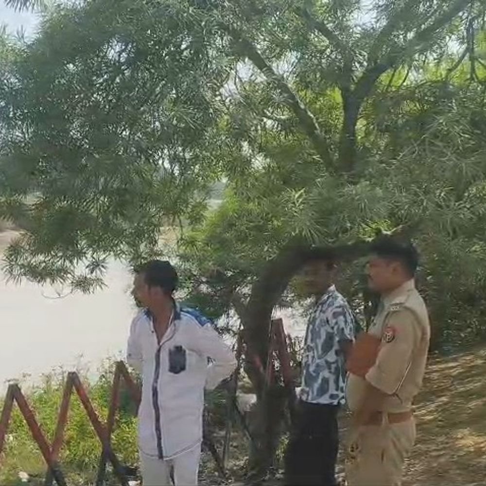 पारिवारिक-विवाद के बाद नहर में कूदे युवक का शव मिला:सीतापुर में दो दिन बाद उतराता मिला, गोताखोरों ने चलाया था सर्च ऑपरेशन