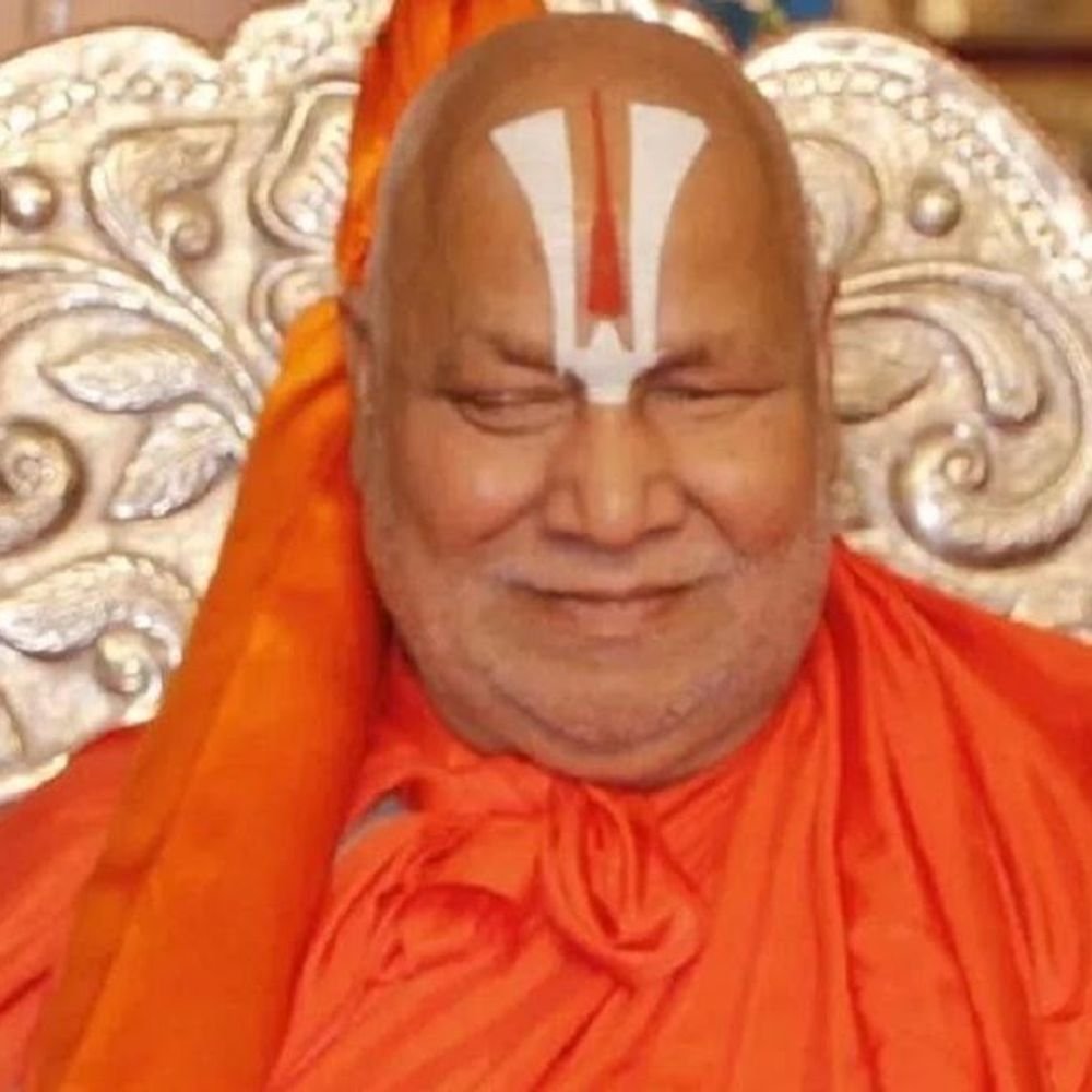 स्वामी रामभद्राचार्य पर केस दर्ज करने के आदेश:प्रयागराज में ACJM-8 ने नोटिस जारी किया, ब्राह्मणों की उपजातियों पर टिप्पणी की थी