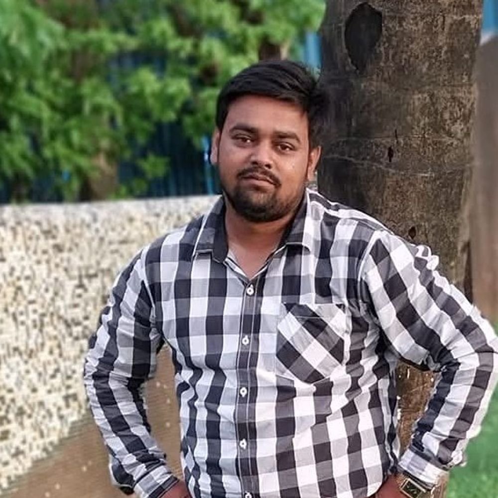 मुर्गी फार्म पर करंट लगने से युवक की मौत:मोटर का पाइप ठीक करते समय हादसा, 3 भाइयों में सबसे छोटा था