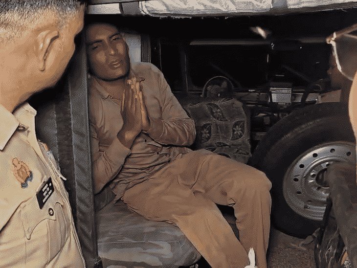 'साहब अब नहीं करूंगा' हाथ जोड़कर गिड़गिड़ाया बदमाश:मुजफ्फरनगर में मुठभेड़ में गोली लगने से घायल, महिला से की थी स्नैचिंग