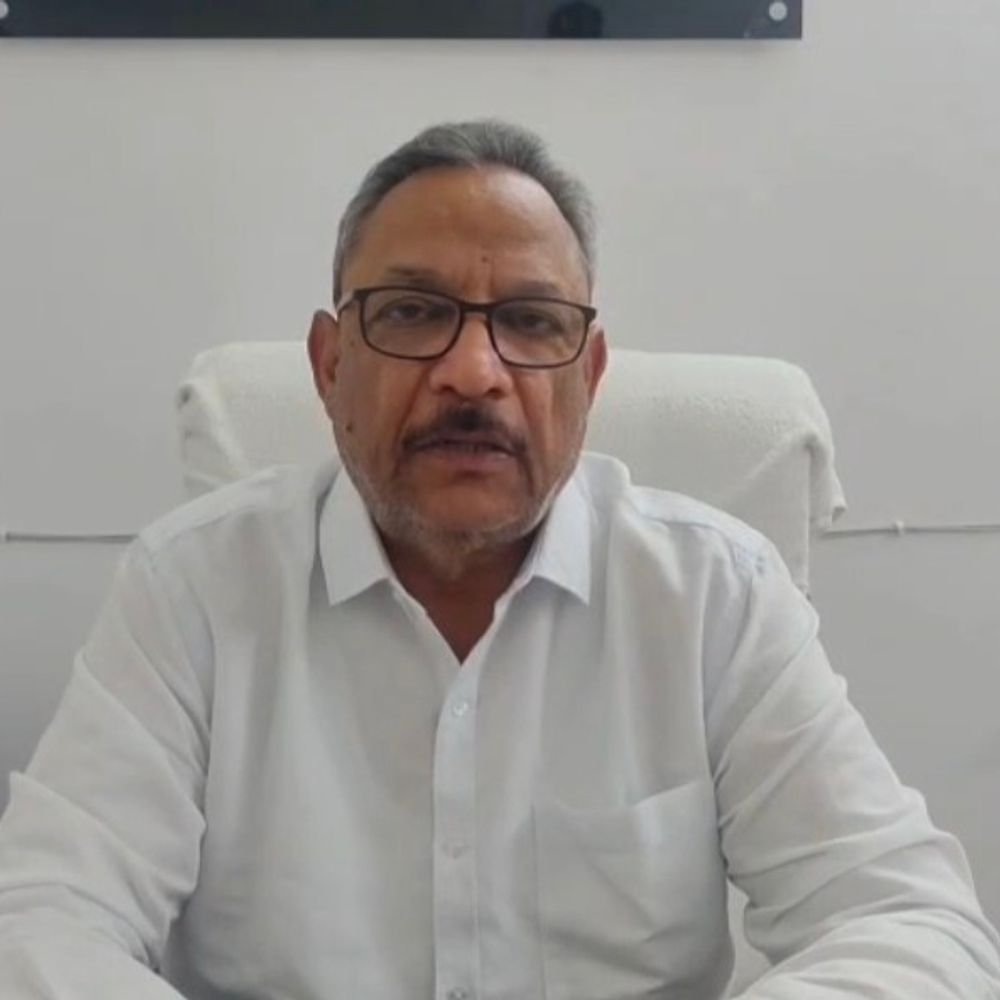 अमेठी जिला अस्पताल के CMS बद्री प्रसाद अग्रवाल का तबादला:गोरखपुर मंडल में अपर निदेशक स्वास्थ्य एवं परिवार कल्याण बनाया गया