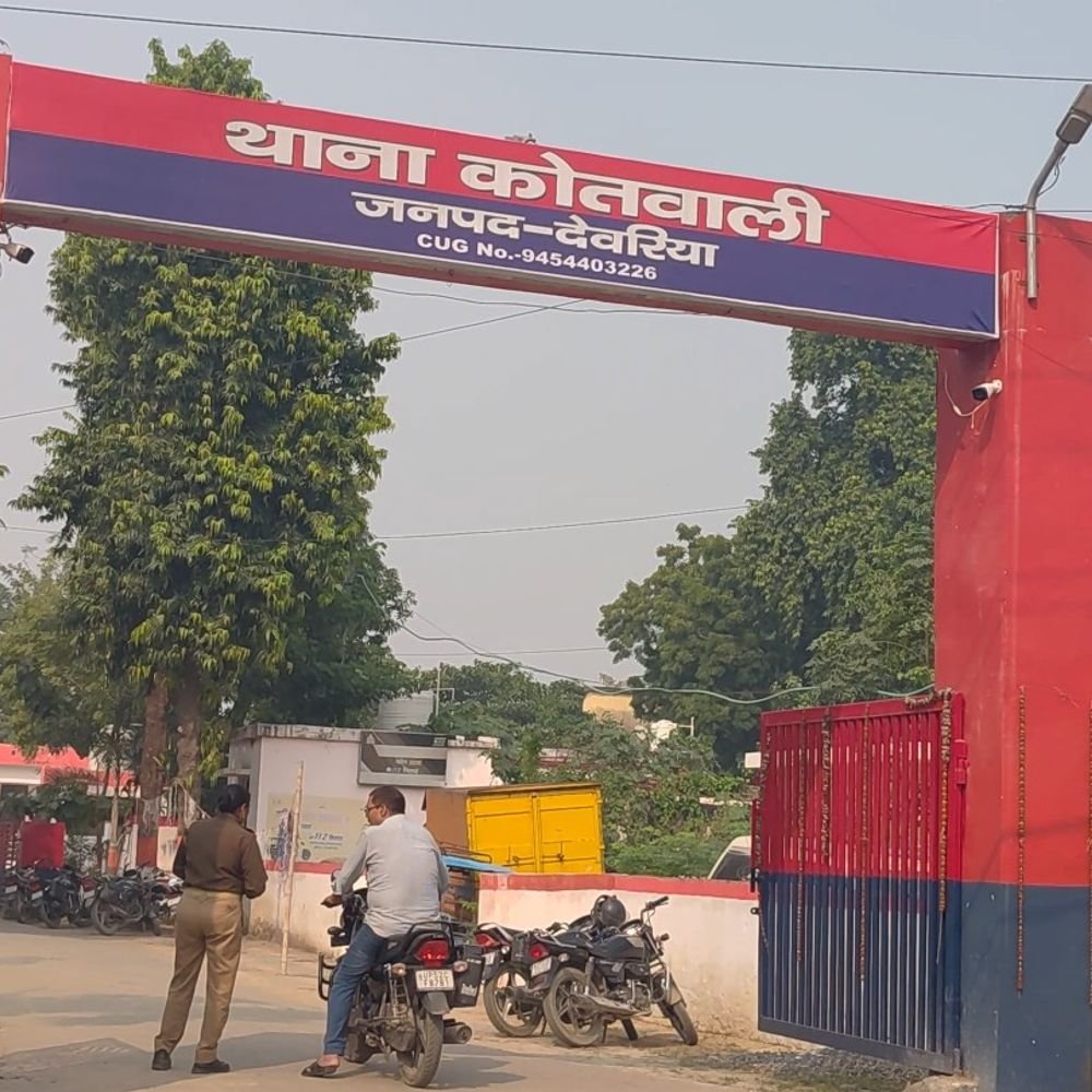 महिला डॉक्टर और मां से मारपीट, दो भाइयों पर केस:घर घुसकर गाली-गलौज की, विरोध करने पर बाल पकड़कर जमीन पर गिराया