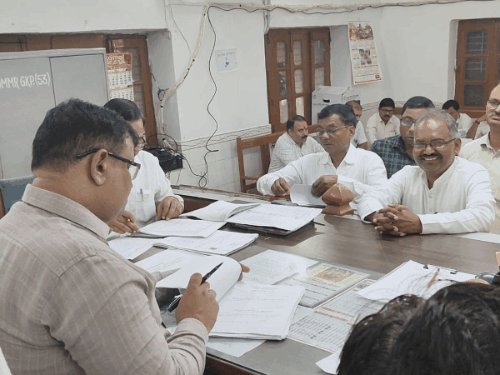 दो प्रत्याशियों के पर्चे खारिज:शिक्षक एमएलसी चुनाव में पति-पत्नी आमने-सामने