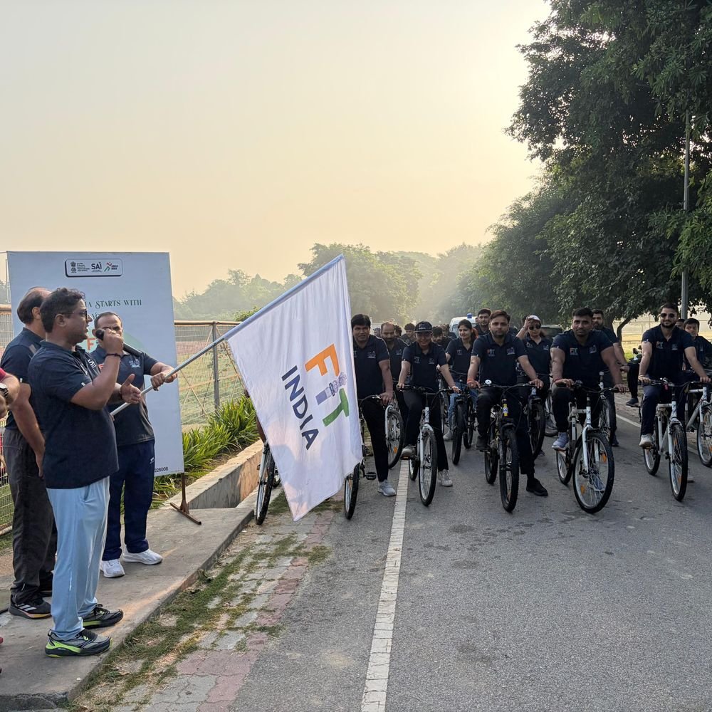 लखनऊ में FCI के साथ 'संडेज़ ऑन साइकिल' कार्यक्रम:5 किमी साइकिल रैली निकली, जुम्बा-योग भी हुआ; 1500 खिलाड़ी वर्चुअली जुड़े