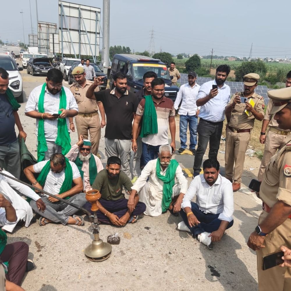 दिल्ली में प्रदर्शन के समर्थन में उतरी भाकियू टिकैत:जिला अध्यक्ष अनुराग चौधरी के साथ कलेक्ट्रेट पहुंचे किसान, गन्न मूल्य बढ़वाने की भी मांग
