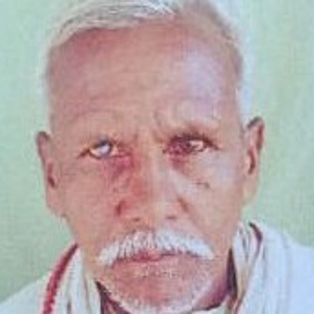 75 साल के बुजुर्ग की धारदार हथियार से हत्या:24 घंटे में दूसरी वारदात, मुर्गियों की रखवाली को गए थे; पुलिस जांच में जुटी