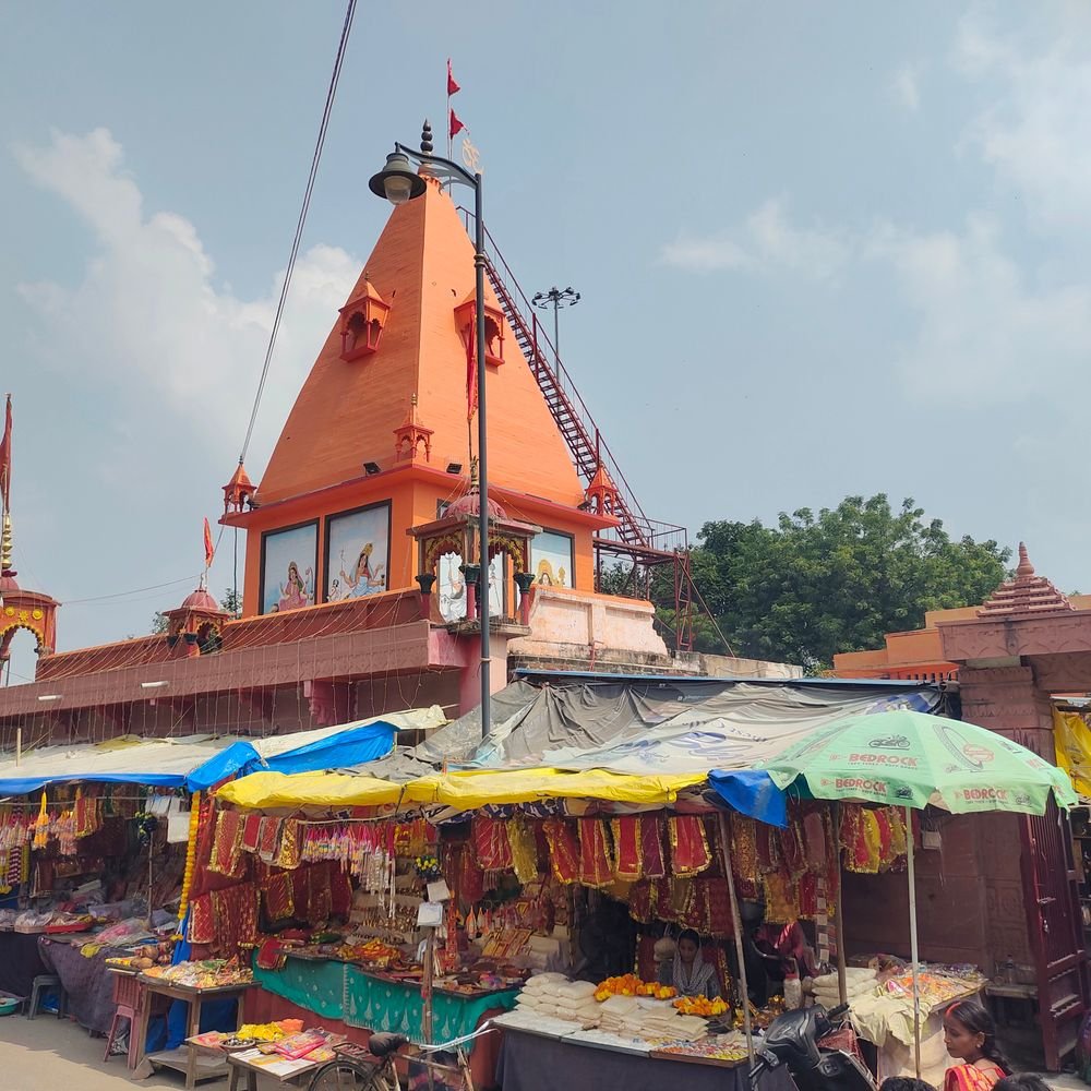 प्रयागराज के अलोपशंकरी शक्तिपीठ में नहीं है माता की मूर्ति:यहां पालने की होती है पूजा, जानिए माता सती से जुड़ा इसका पौराणिक इतिहास