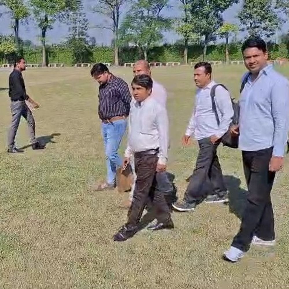 सहारनपुर में MLC चुनाव के मतदान आज:स्नातक सीट पर 24,148 और शिक्षक सीट पर 4,776 मतदाता करेंगे मतदान, सुबह 8 से शाम 4 बजे तक होगी वोटिंग