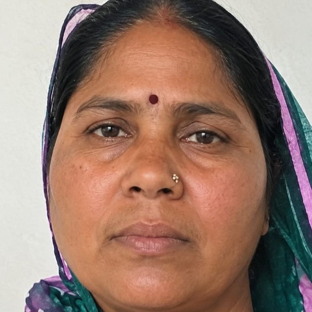 सोनभद्र में महिला की संदिग्ध मौत:घर में खून से लथपथ मिली लाश, परिजनों का जमीन विवाद में हत्या का आरोप