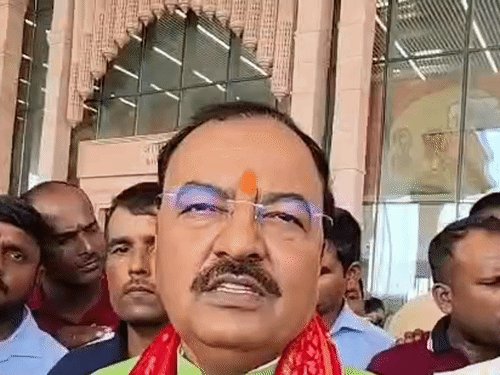 डिप्टी सीएम केशव मौर्य अयोध्या पहुंचे,बस्ती रवाना:एयरपोर्ट पर बोले-23 अक्टूबर को होने वाले मतदान में भाजपा सभी 11 सीटें जीतेगी