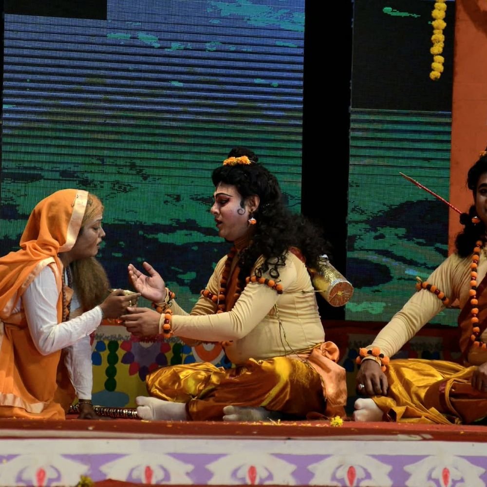 लखनऊ के रामोत्सव में भक्ति और पराक्रम की कथा जीवंत:शबरी से भेंट, हनुमान-सुग्रीव मुलाकात और बाली वध का मंचन