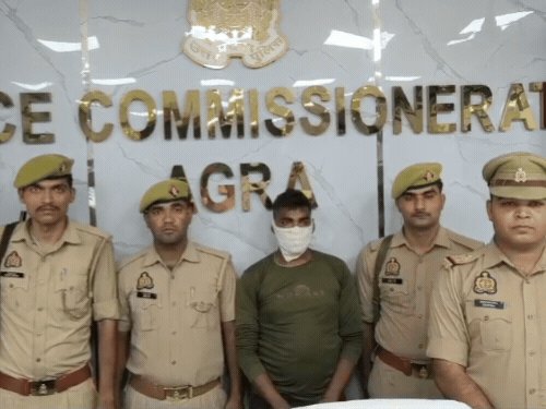 महिला के पहचानने पर गला घोंट की हत्या:महिला को कम दिखाई देने पर घर में चोरी करने गया था, पुलिस ने पकड़ा