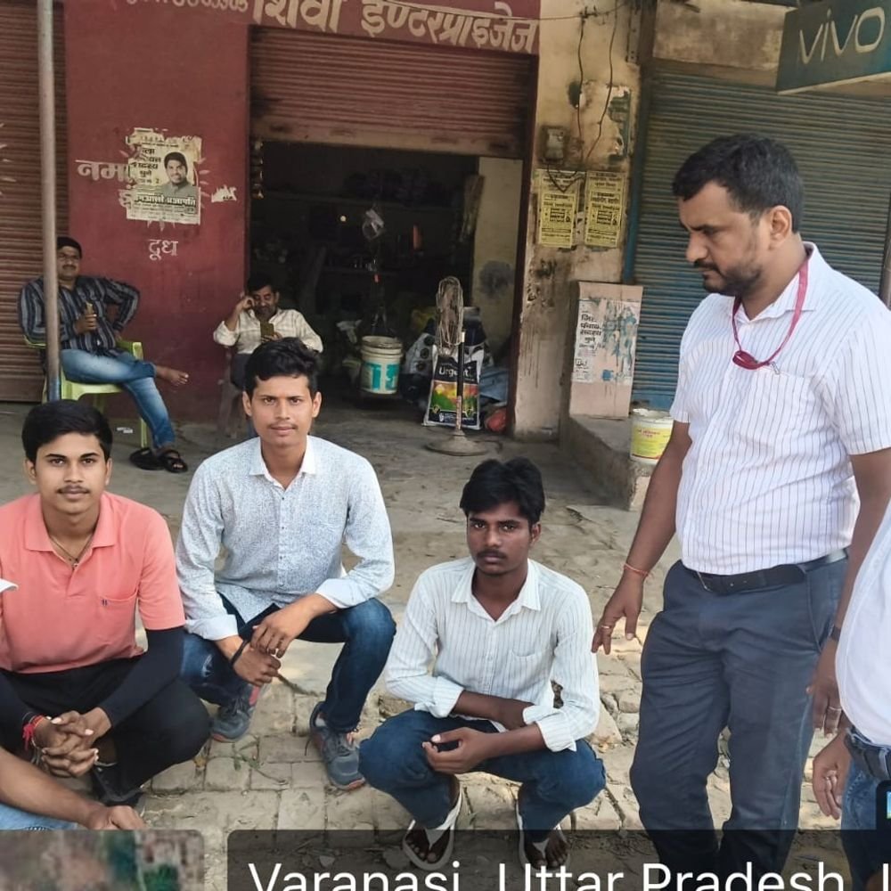 वाराणसी में नुक्कड़ नाटक आयोजित:कलाकारों ने संवाद, अभिनय व संदेशों के माध्यम से लोगो को जागरूक किया