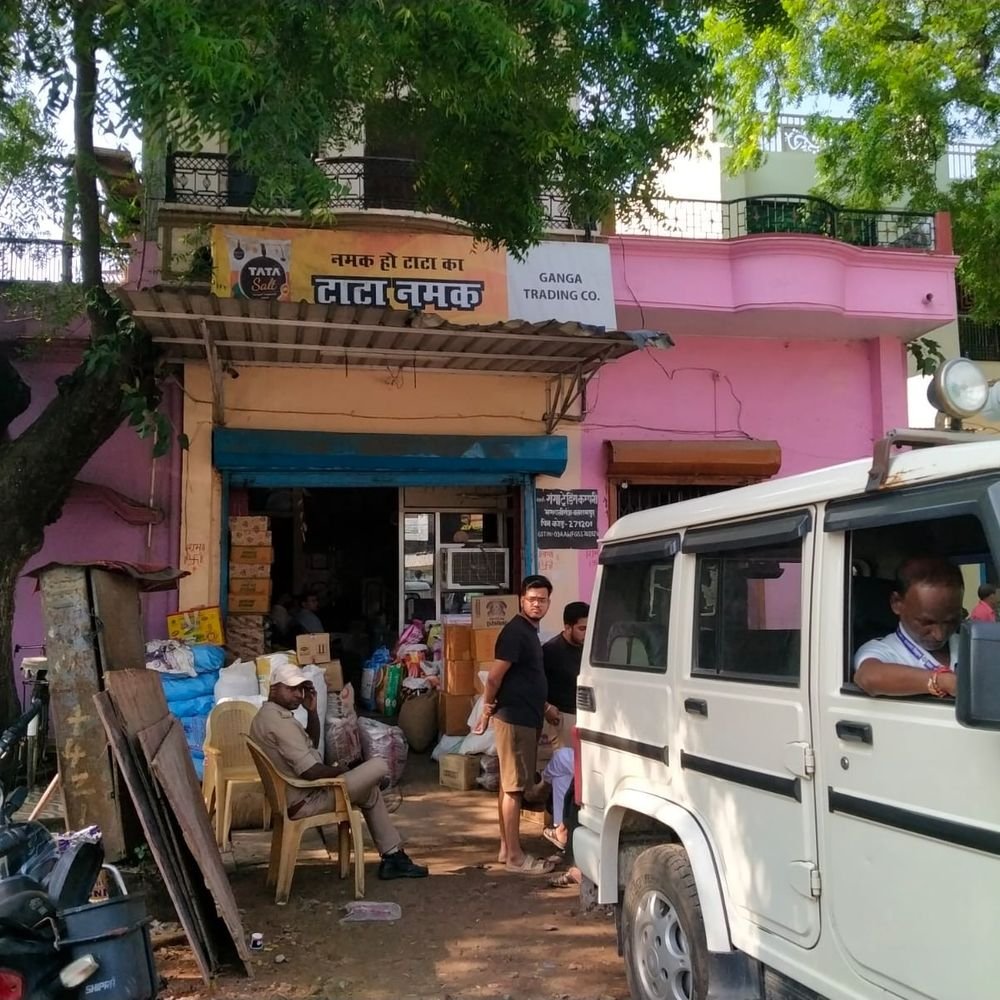 गंगा ट्रेडिंग कंपनी पर GST विभाग की जांच:शिकायत के बाद पहुंची टीम, कारोबारी दस्तावेज अपने साथ ले गई