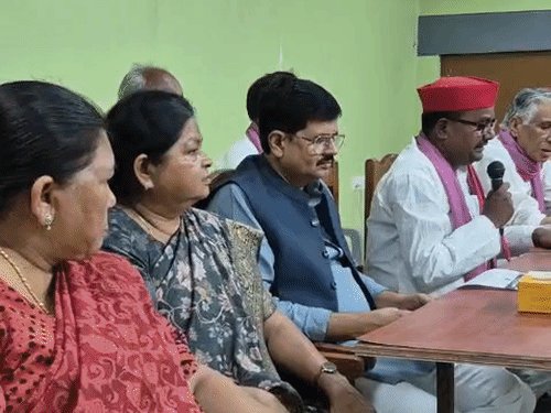 प्रयागराज में सपा मनाएगी लोकतंत्र बचाओ सप्ताह:वोट बचाओ-देश बचाओ मार्च निकालेगी, मुख्य निर्वाचन आयुक्त के खिलाफ कार्रवाई की मांग