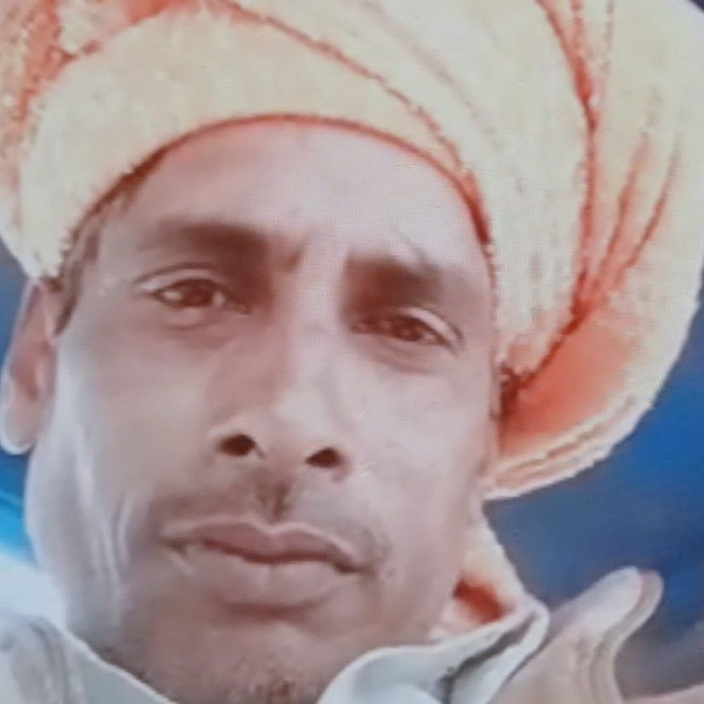 अज्ञात वाहन की टक्कर से बाइक सवार की मौत:कासगंज में पेट्रोल पंप के पास हादसा, पुलिस तलाश में जुटी