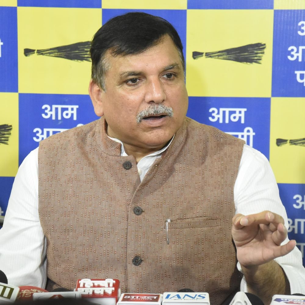 5,127 PACS कर्मचारियों को आठ साल से वेतन नहीं:संजय सिंह बोले- सरकार तुरंत जारी करे बकाया, 9 अक्टूबर को लखनऊ में वोट चोरी के मुद्दे पर प्रदर्शन