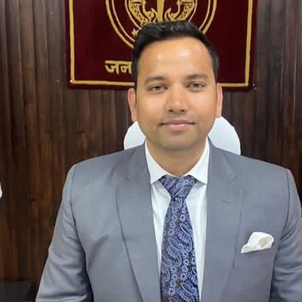 स्नातक चुनाव में वोट डालने वाले कर्मचारियों को मिलेगी छुट्टी:23 अक्टूबर को वाराणसी में होगा मतदान, डीएम ने दिए निर्देश
