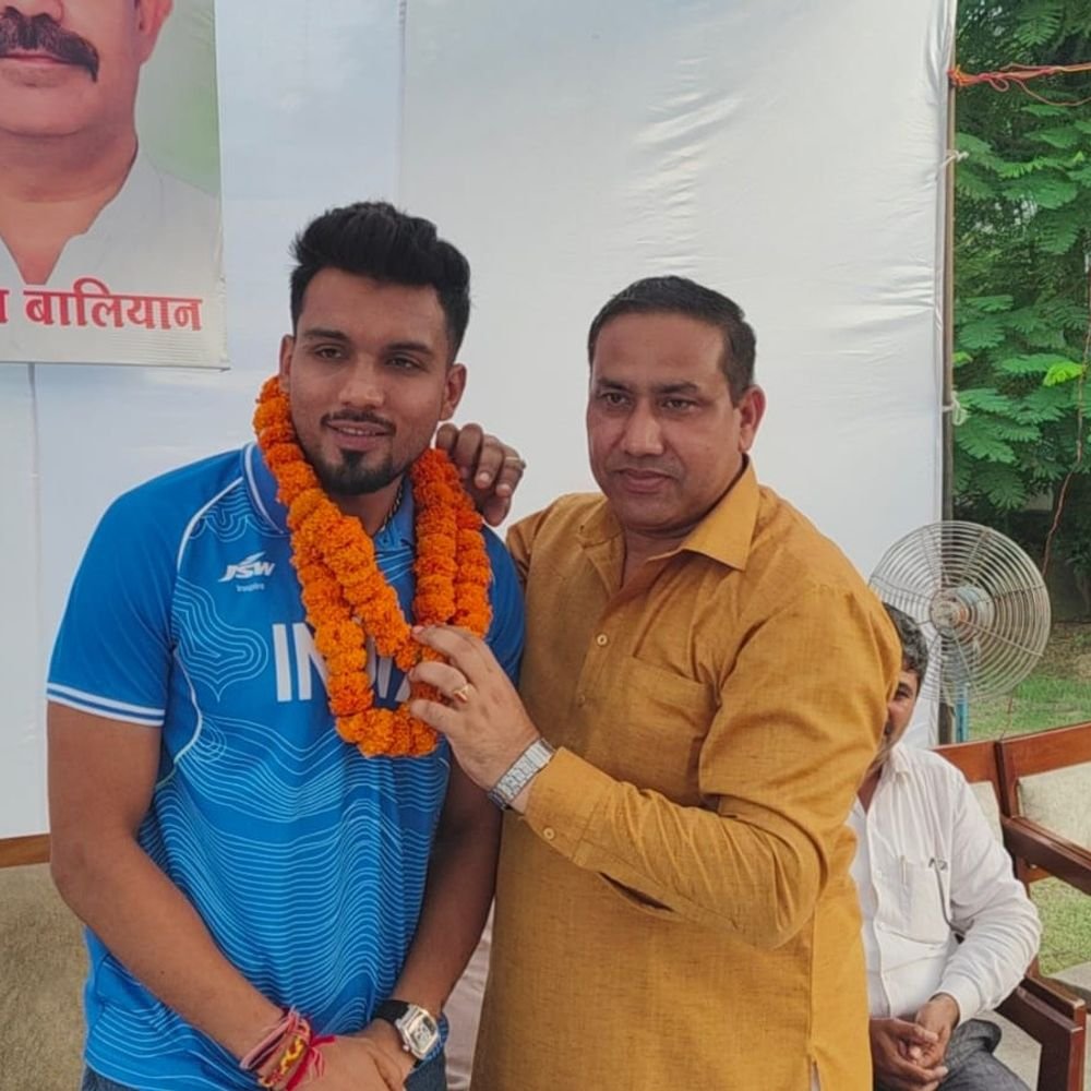 एशियन गेम्स गोल्ड विजेता अर्जुन देशवाल का भव्य सम्मान:मुजफ्फरनगर में राकेश टिकैत, संजीव बालियान समेत कई दिग्गजों ने किया सम्मानित