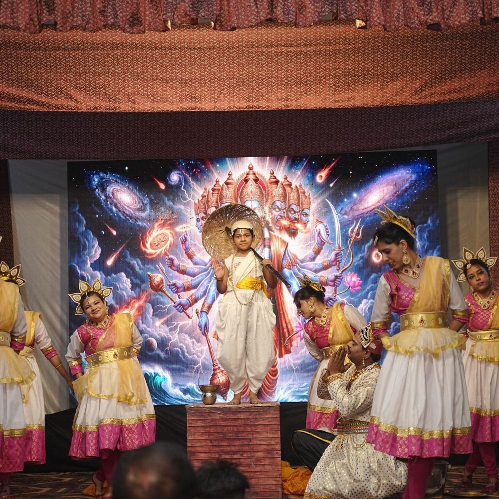 सहारनपुर में दशावतार नृत्य-नाटिका का मंचन:कलाकारों ने प्रसंगों का मंचन कर अधर्म के विनाश का संदेश दिया