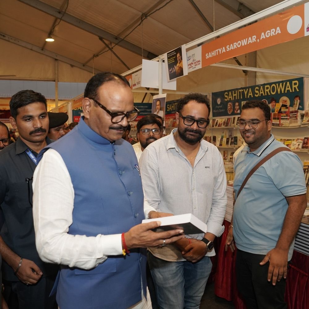 लखनऊ में 23वां राष्ट्रीय पुस्तक मेला शुरू:'वंदे मातरम्' की 150वीं वर्षगांठ पर थीम, डिप्टी सीएम ने युवाओं से किताबें पढ़ने को कहा