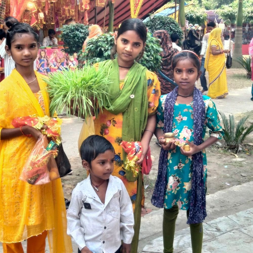 हमीरपुर में रामनवमी का पर्व धूमधाम से मना:देवी मंदिरों में उमड़ी श्रद्धालुओं की भीड़, जगह-जगह हुए कन्या भोज और भंडारे