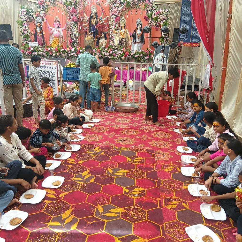 महानवमी पर फतेहपुर में भक्ति की धूम:शारदीय नवरात्र के समापन पर 1700 सुरक्षाकर्मी तैनात, जिले में उत्साह का माहौल