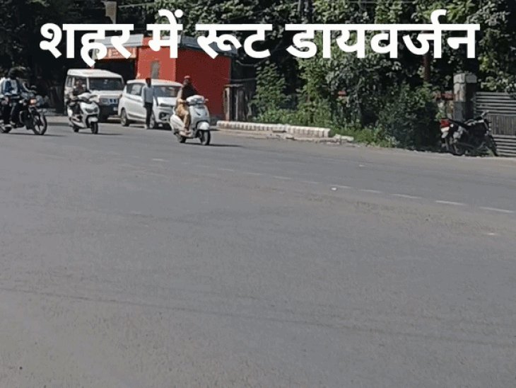 पुराना झांसी शहर दशहरा पर रहेगा नो व्हीकल जॉन:खंडेराव गेट, मिनर्वा, कोतवाली और क्राफ्ट मेला मैदान तक नहीं जाएंगे वाहन, प्रतिमा विसर्जन के लिए वन-वे रूट प्लान