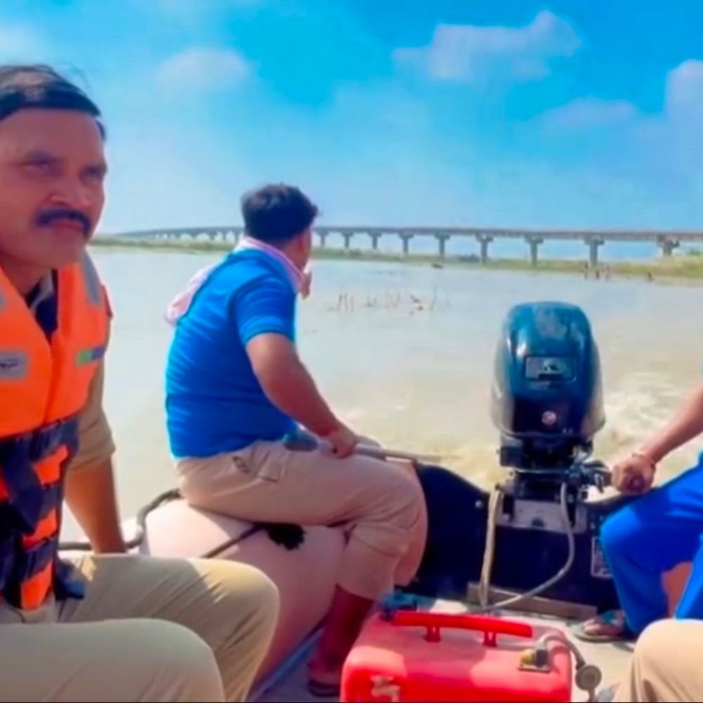 सरयू नदी में डूबा 17 साल का किशोर, मौत:बिड़हर घाट पर नहाते समय हुआ हादसा, 5 घंटे बाद मिला शव