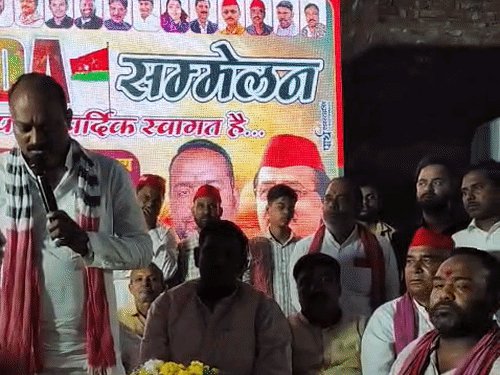कानपुर में सपा की PDA पंचायत:एटा सांसद देवेश शाक्य पहुंचे, बोले- 2027 का चुनाव भाजपा के लिए चुनौती