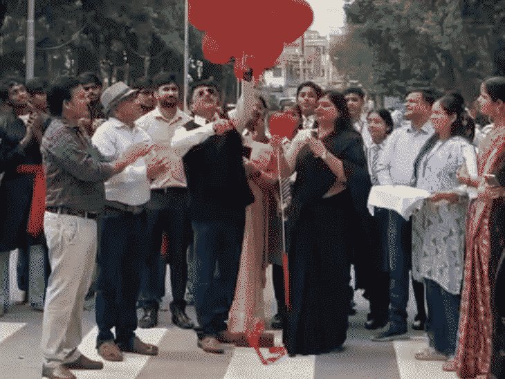 MMMUT में नुक्कड़ नाटक से मेंटल हेल्थ का संदेश:एक्स्पर्ट्स बोले- तनाव को दबाएं नहीं, शेयर करें; जेन-Z को भी दिया गया मंत्र
