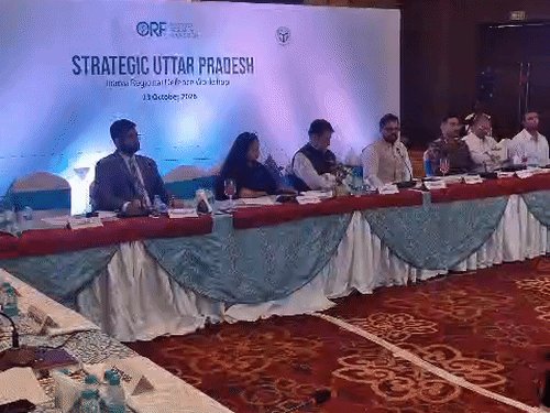 झांसी में वर्कशॉप में डिफेंस कोरिडोर पर मंथन:लोकल उद्यमियों को ग्लोबल इंडस्ट्री से जुड़ने का अवसर मिलेगा