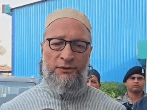 ‘विपक्षी नहीं चाहते यूपी की सियासत में मुसलमानों की हिस्सेदारी-बढ़े:ओवैसी बोले- विपक्ष चाहता है ‘अब्दुल’ सिर्फ दरी बिछाए, नारे लगाए और वोट देकर घर चला जाए