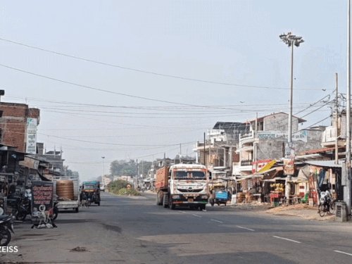 आजमगढ़ में रविवार को निकली बादलों वाली धूप:शनिवार को दोपहर के बाद बदला था मौसम, रात के तापमान में हो रही गिरावट