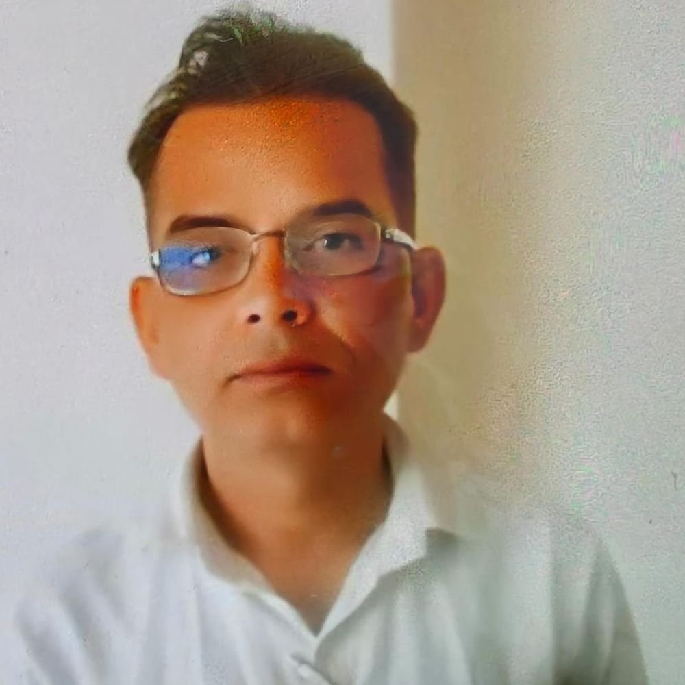 मुजफ्फरनगर में अधेड़ ने लगाई फांसी:मकान विवाद और पैसों की तंगी से था परेशान, बेटे ने लगाया ब्लैकमेलिंग का आरोप