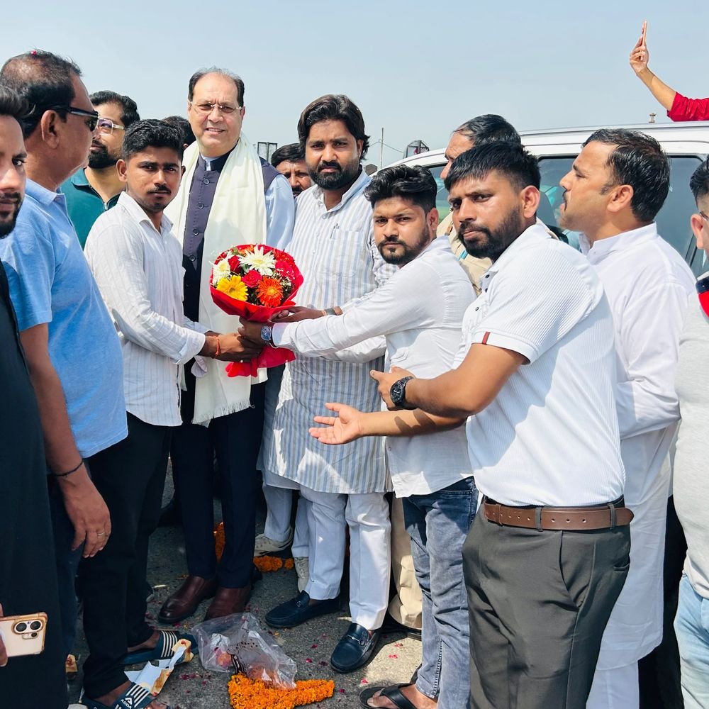 बरेली में मोहसिन रजा का स्वागत:झुमका तिराहा पर जुटे कार्यकर्ता, बोले- भाजपा हर वर्ग के विकास को समर्पित