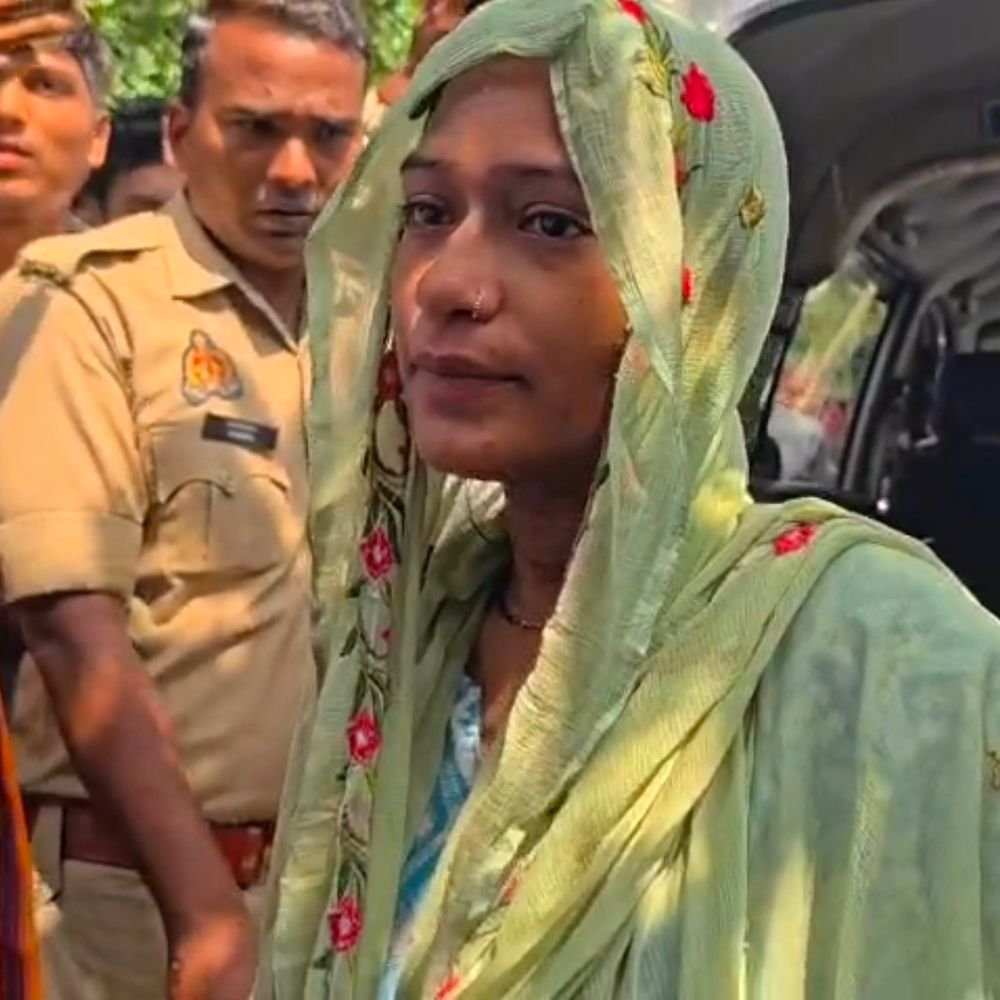 मुंबई में युवक की संदिग्ध हालत में मिला शव:पत्नी और बहनोई शव लेकर गांव पहुंचे, अंतिम संस्कार से इनकार, हत्या का आरोप
