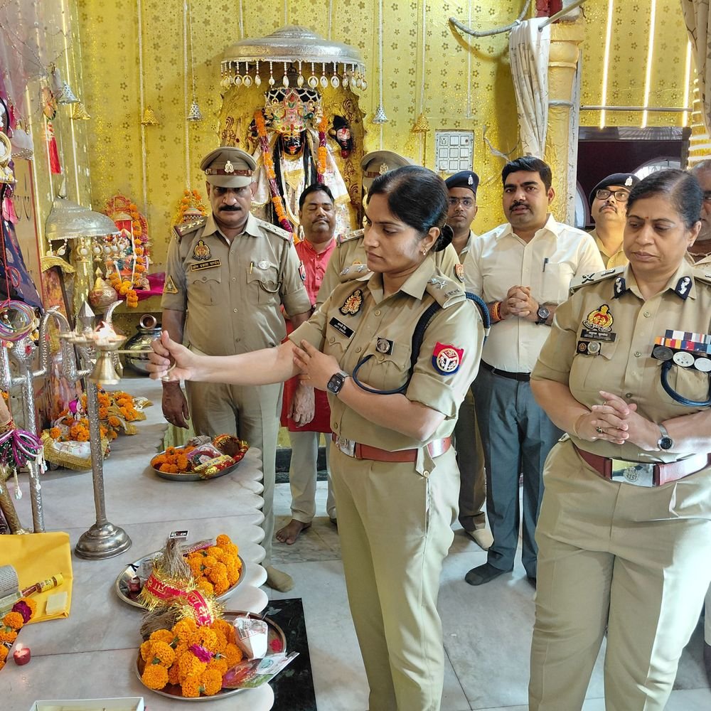 एडीजी ने दशहरा मेले की सुरक्षा व्यवस्था परखी:शीतला देवी मंदिर में पूजन कर व्यवस्था देखी, मेले में 30 हजार लोग पहुंचेंगे