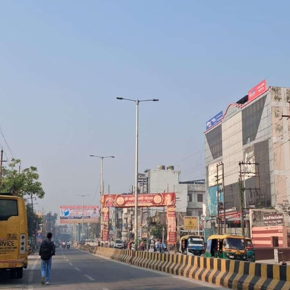 दोपहर में गर्मी, सुबह-रात में ठंडक:अलीगढ़ में अगले एक सप्ताह तक ऐसा ही रहेगा मौसम, दिन का पारा 33 डिग्री तक पहुंचने का अनुमान