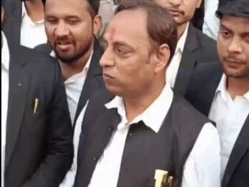 नीला ड्रम हत्याकांड: अधिवक्ता बोले- समाज में जाएगा कड़ा संदेश:फैसला सुनते ही अधिवक्ताओं ने बजाईं तालियां