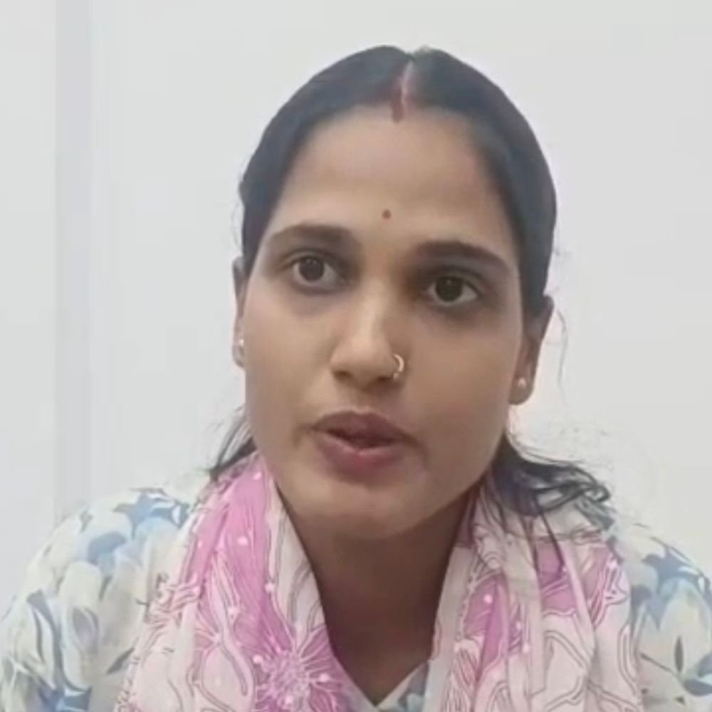 कौशांबी में 2021 में बना चारिका महिला स्वयं सहायता समूह:10 महिलाएं खुद तैयार करती हैं उत्पाद, बाजारों और स्कूलों में हो रही बिक्री
